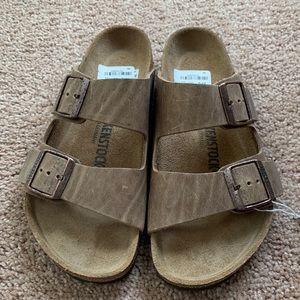 Birkenstock Arizona Sandal. BRAND NEW With Tags
